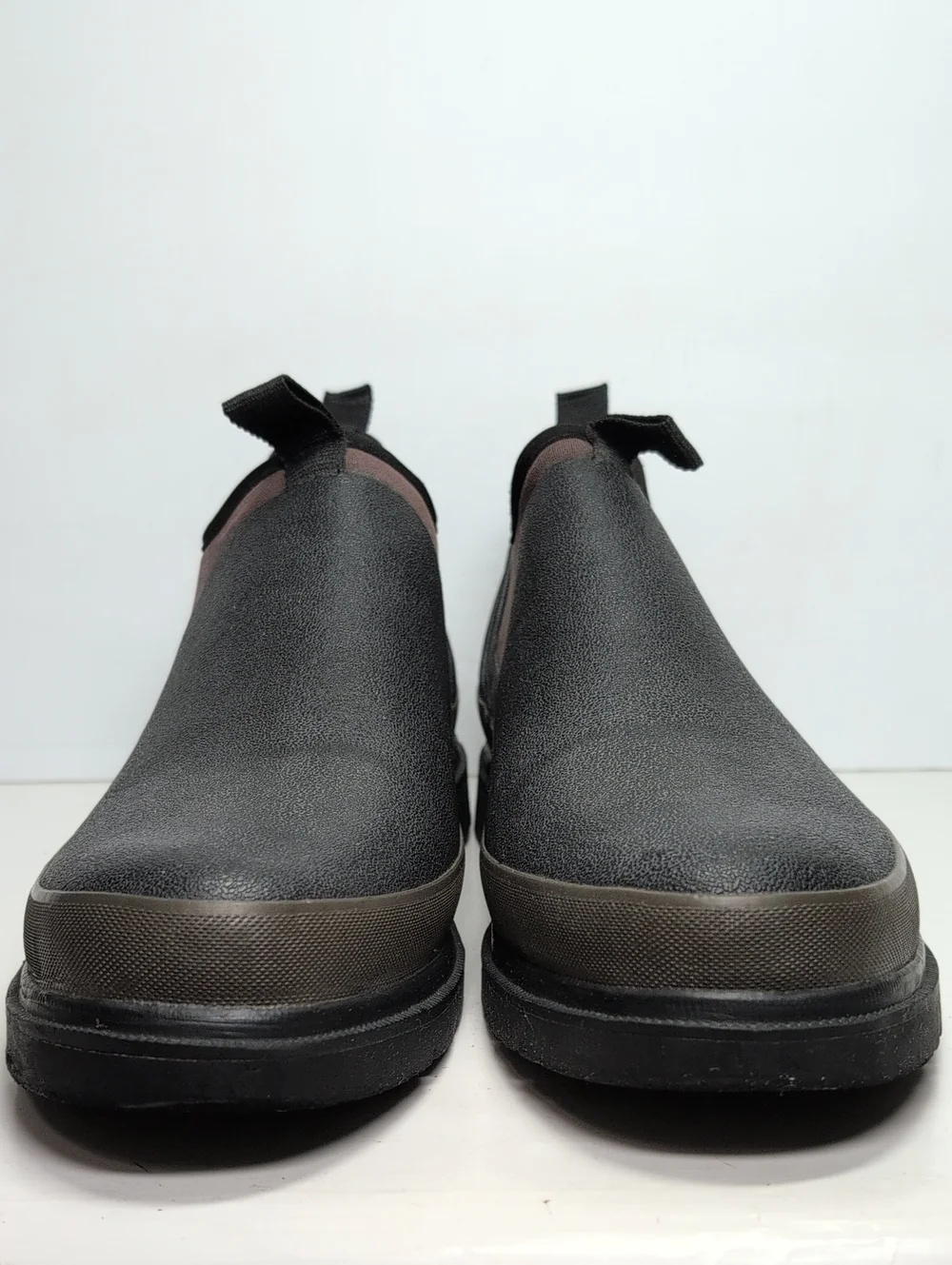 Bugs Tillamook Bay Romeo black waterproof rubber slip-on boots men size 11 EU 44